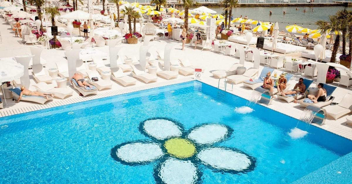 Family Apartments Aquamarine Of Arcadia Odessza Kültér fotó